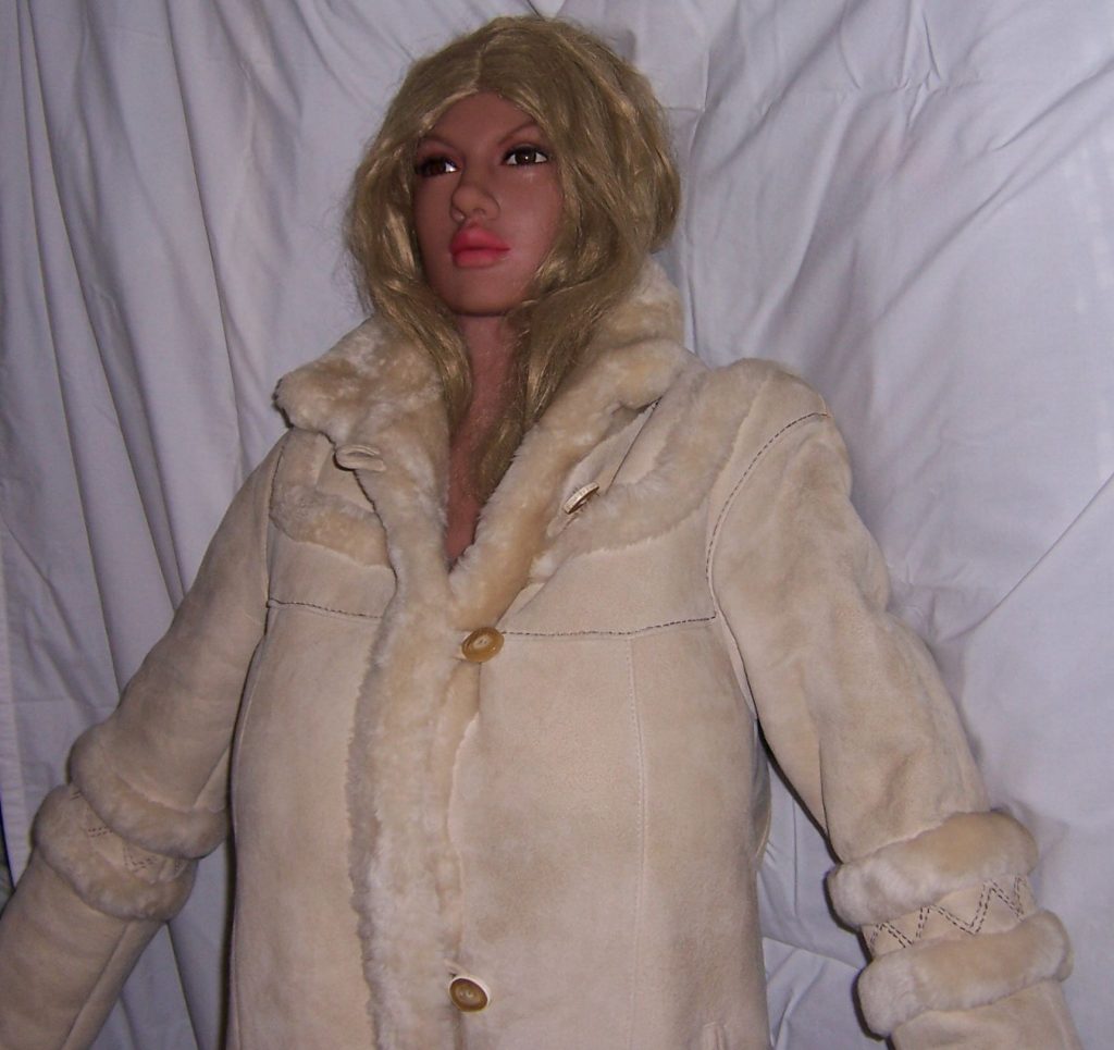 I’m selling this sheepskin coat with my beautiful wife, Taylor, posing in it. sheepskin6